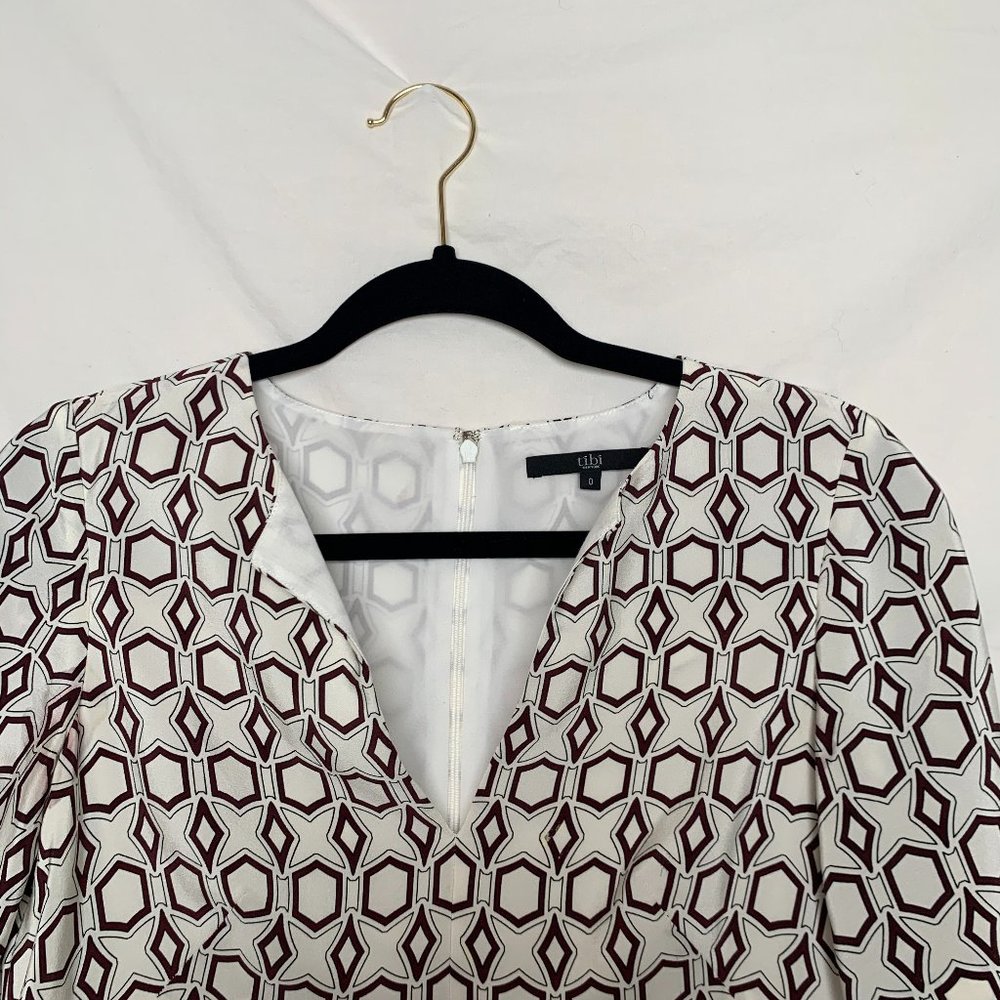Retro Patterned Dress - Picture 4 of 6